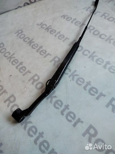 Поводок дворника левый Hyundai Elantra XD 2003