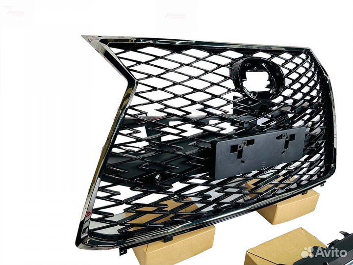 Обвес (с решеткой ) Lexus LX600 LX500d U6359