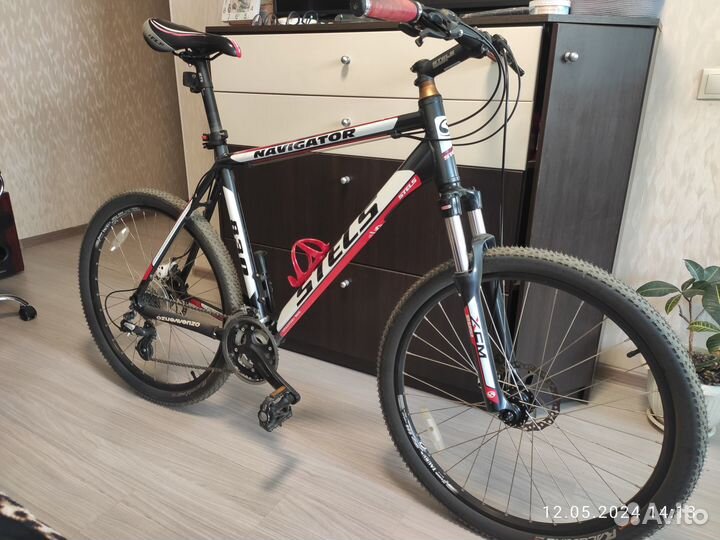 Продам горный велосипед Stels Navigator 830 Disc