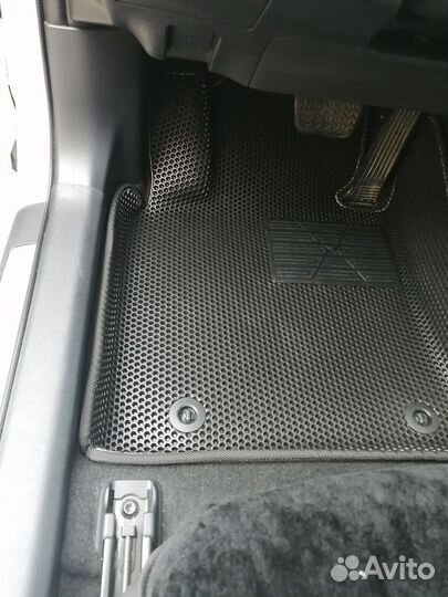 Автоковрики EVA Volkswagen Transporter T6 Ева