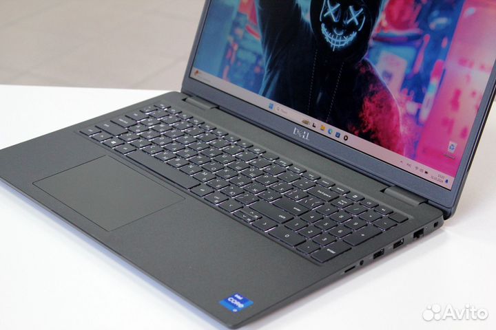 Ноутбук мощный Dell intel Core i7 / 16Gb / SSD512G