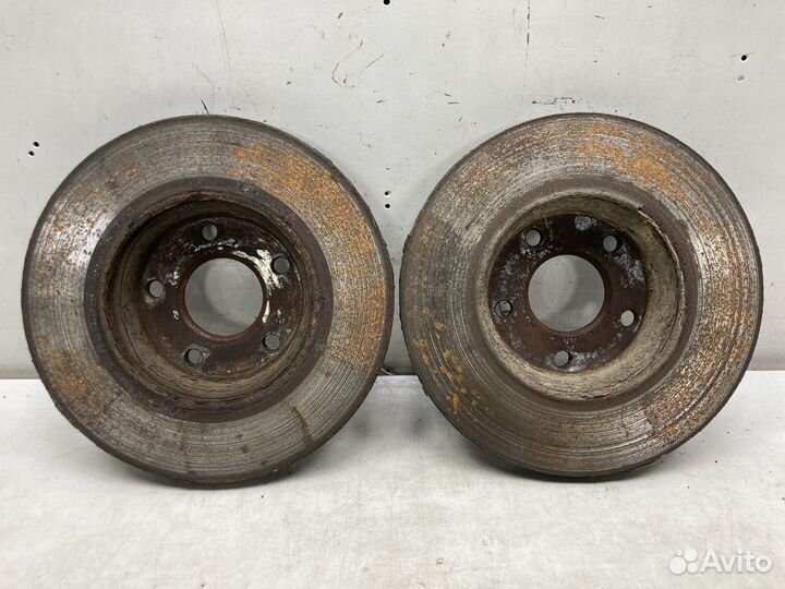 Диск тормозной передний Ford Focus 2 (1.8 бензин)