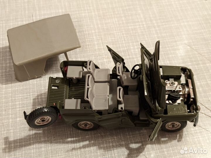 Масштабные модели. газ-13 