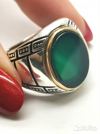 Печатка мужская серебро с зеленым камнем