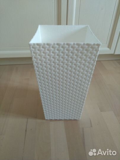 Кашпо горшок для цветов