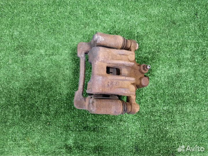 Суппорт тормозной задний левый Hyundai Ix35 2.0