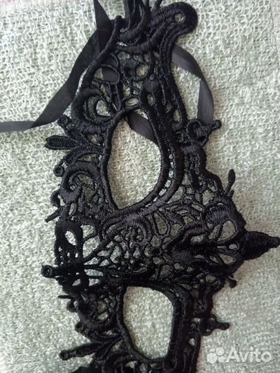 Маска вечерняя