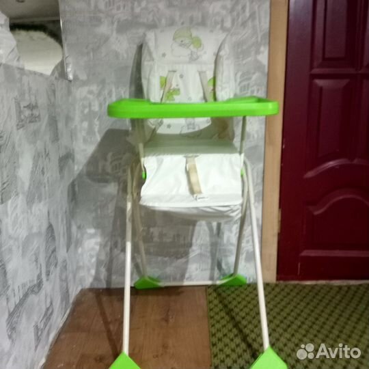Стульчик для кормления