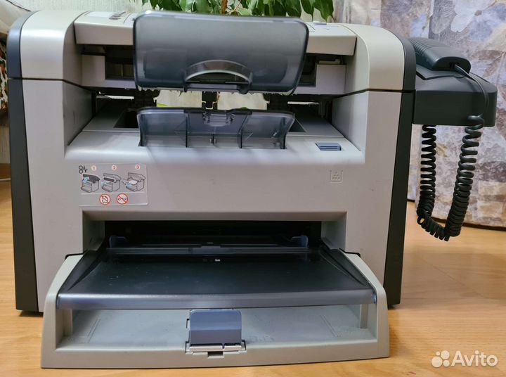 Компактное устройство HP LaserJet 3050