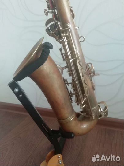 Продам отличный саксофон