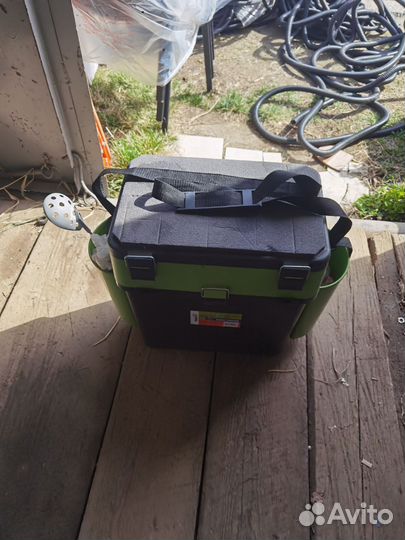 Зимний рыболовный ящик