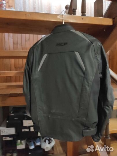 Мотокуртка