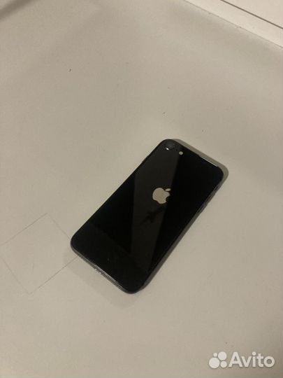 iPhone 8, 64 ГБ