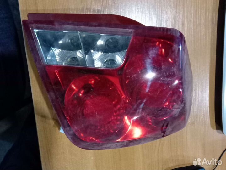 Фонарь задний chevrolet lacetti