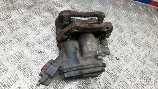 Суппорт тормозной задний правый renault scenic 3