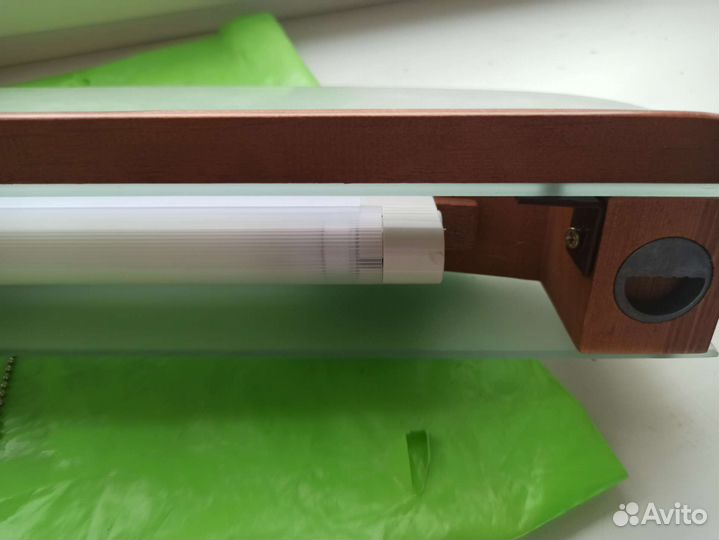 Полка настенная с подсветкой