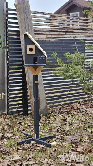 Скворечники для птиц. Кормушка