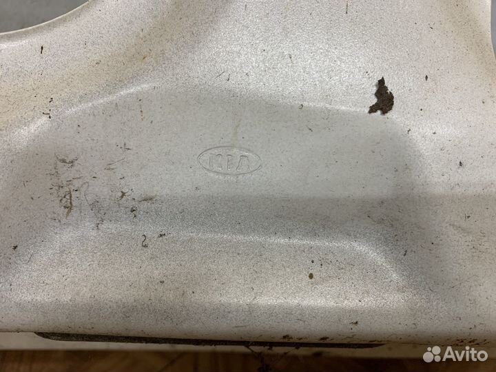 Дверь багажника Kia Sportage 2010-2016 737003W010