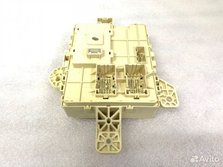 Блок предохранителей Kia Sorento Prime UM D4HB