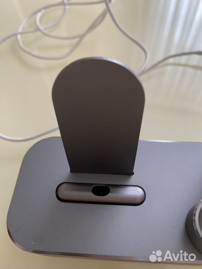 Док станция для iPhone