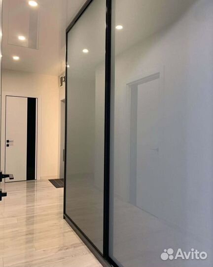 Шкаф купе с зеркалом