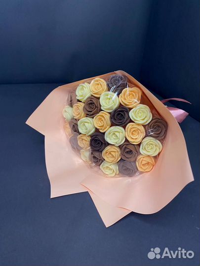 Шоколадные Розы - 29 шт в Букете