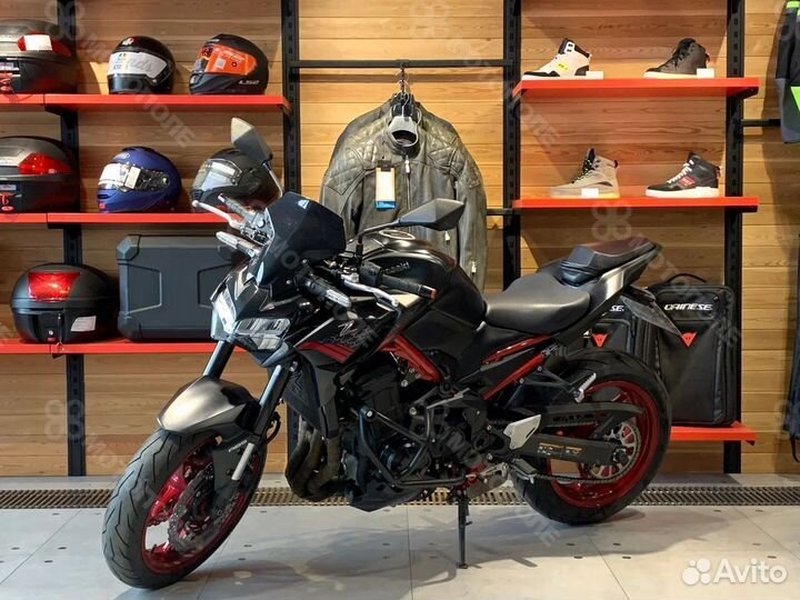 Мотоцикл Kawasaki Z 900 2021