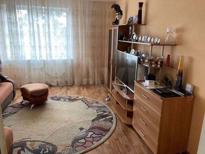 3-к. квартира, 64 м², 1/5 эт.