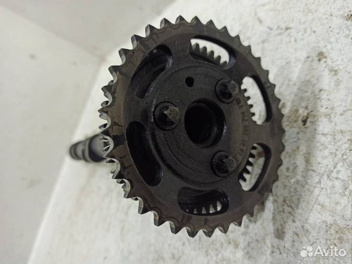 Распредвал выпускной