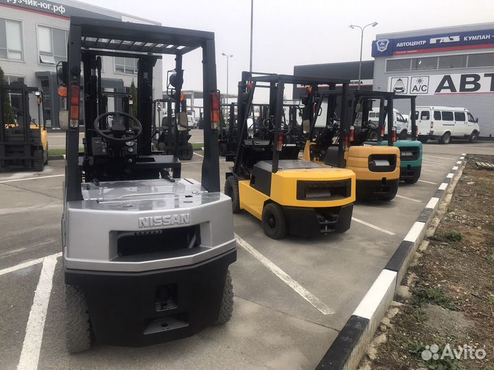 Вилочный погрузчик Toyota 42-7FG15, 2009