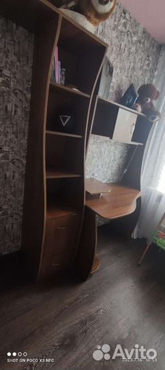 Школьный уголок