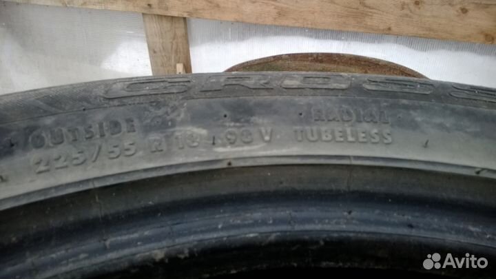 Continental CrossContact UHP E 225/55 R18