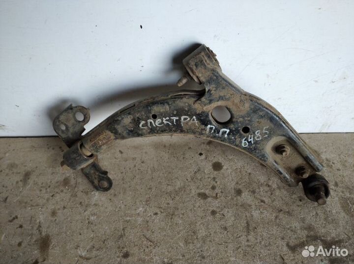 Рычаг передний правый Kia Spectra 2001-2011