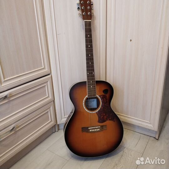 Акустическая гитара