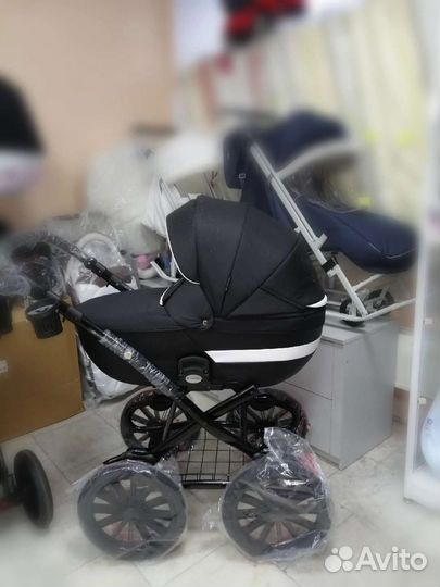 Коляска новая в упаковке на заводской гарантии