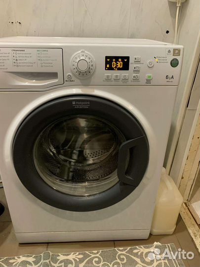 Стиральная машина бу Hotpoint ariston