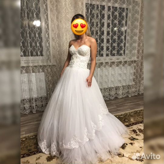 Свадебное платье
