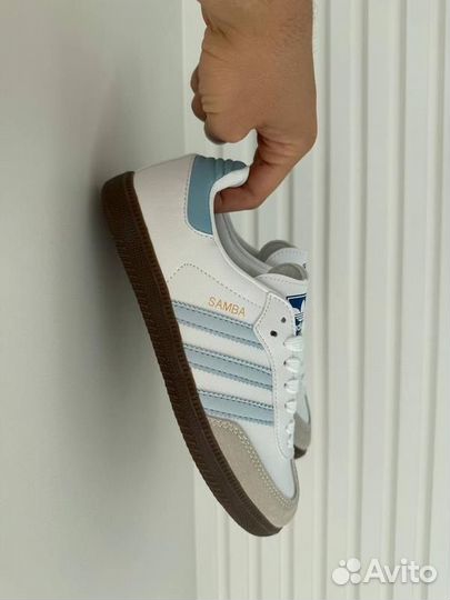 Кроссовки женские натуральные adidas samba