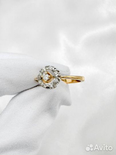 Золотое кольцо с бриллиантами 585 проба / 2.84 гр