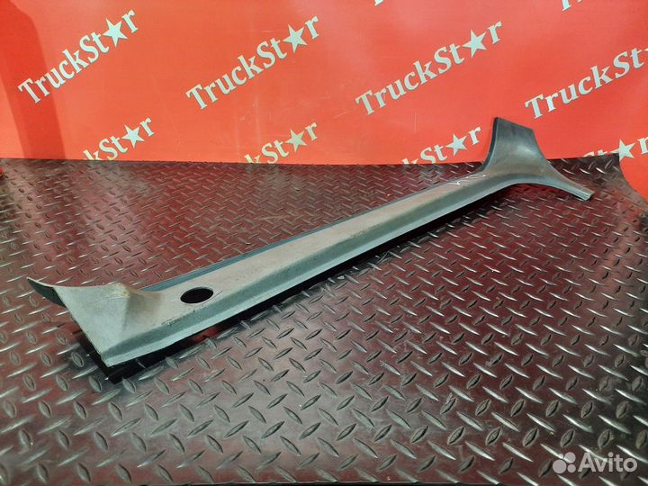 Накладка стойки правая Daf 95, Daf 95XF