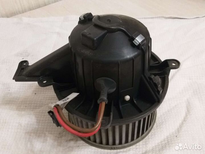Вентилятор кондиционера Mersedes Benz