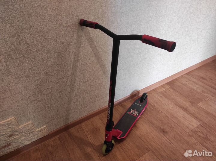 Трюковой самокат Tech Team DukeR 202