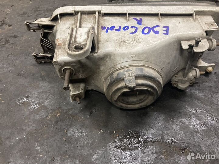 Фара toyota corolla FX 91