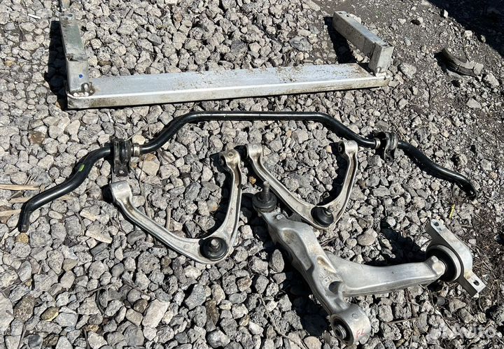 Infiniti G25, g35,G37. Передяя подвеска