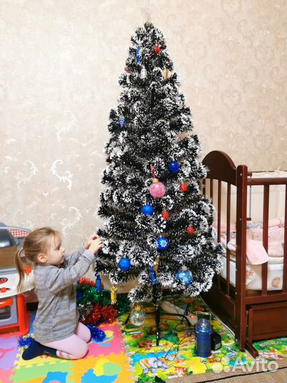 Елка искусственная