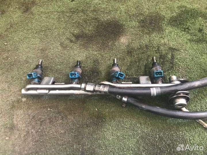 Топливная рампа Volkswagen Passat B5 ADR 1.8 2000