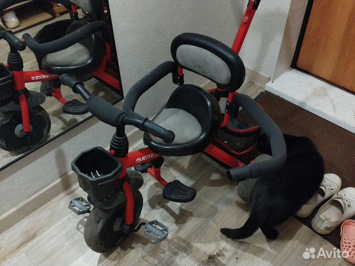 Детский трехколесный велосипед