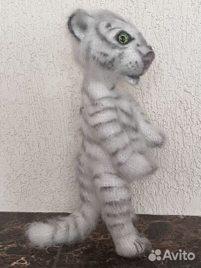 Тигр ручной работы, крючком