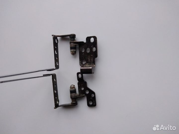 Петли ноутбука Toshiba L755D