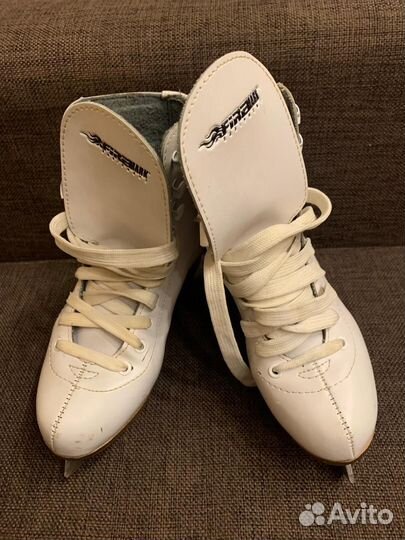 Коньки фигурные